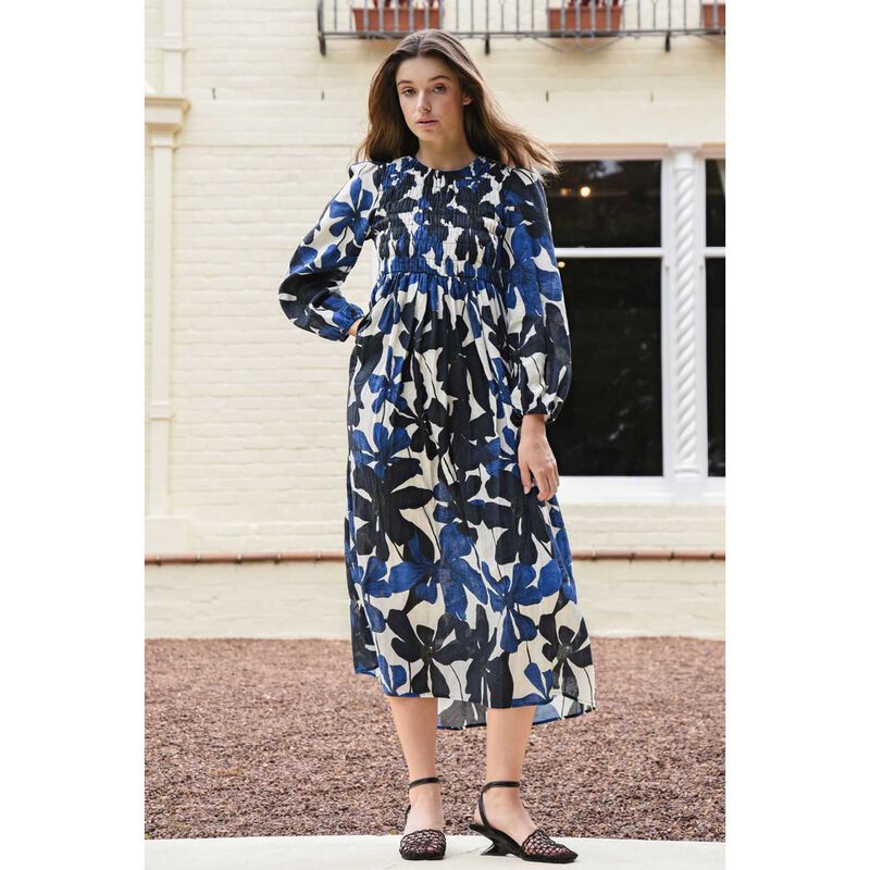 Curate Romance Is Shirring Dress image number 1